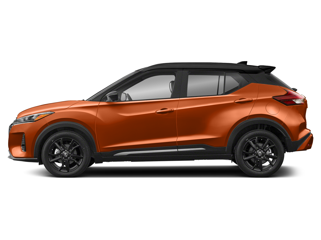 2024 Nissan Kicks SR photo 3