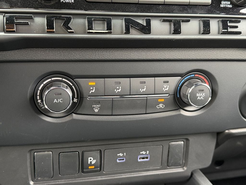 2026 Nissan Frontier SV