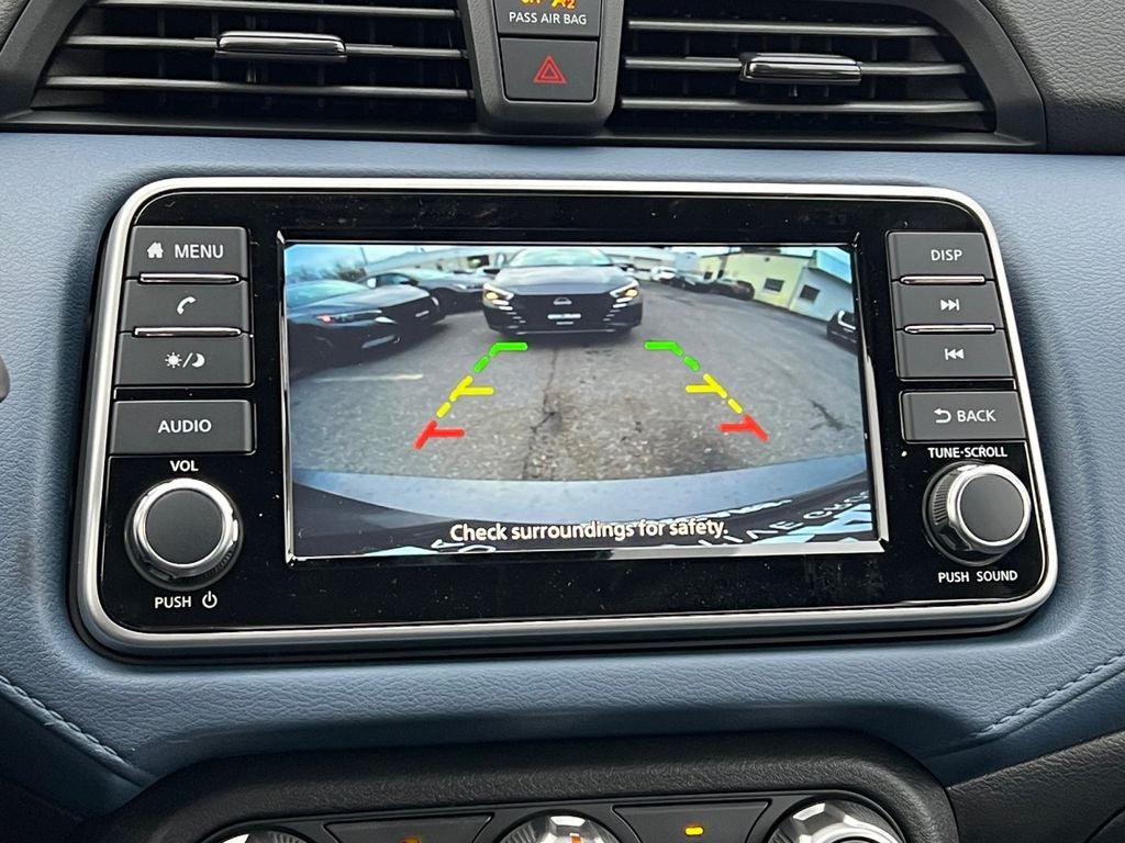 2025 Nissan Versa 1.6 SV