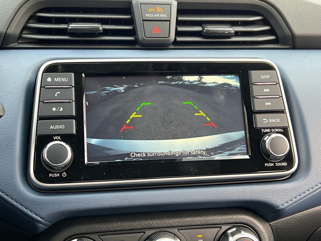 2025 Nissan Versa 1.6 SV