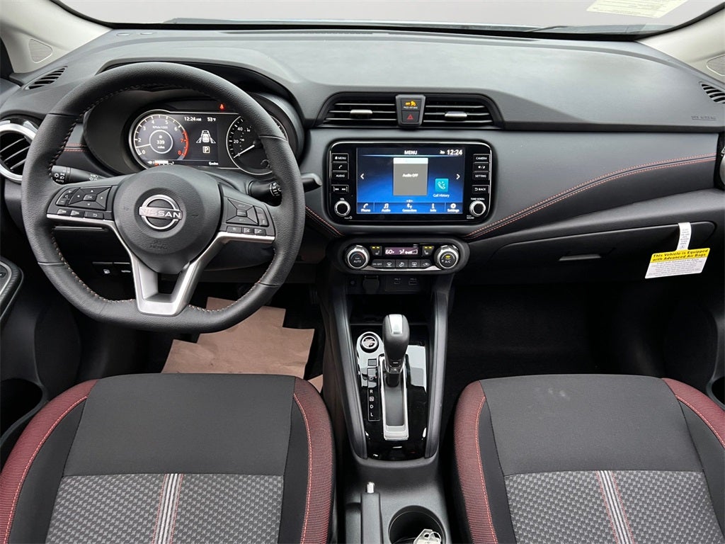 2025 Nissan Versa 1.6 SR