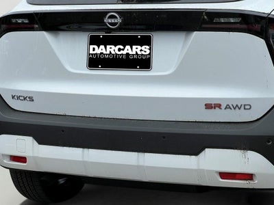2025 Nissan Kicks SR