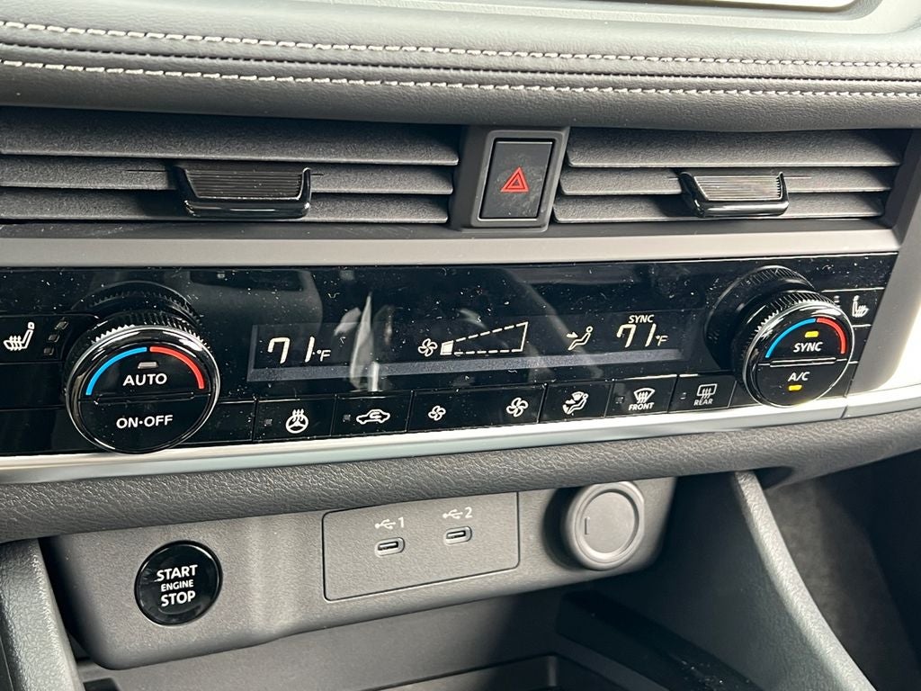 2026 Nissan Rogue SV