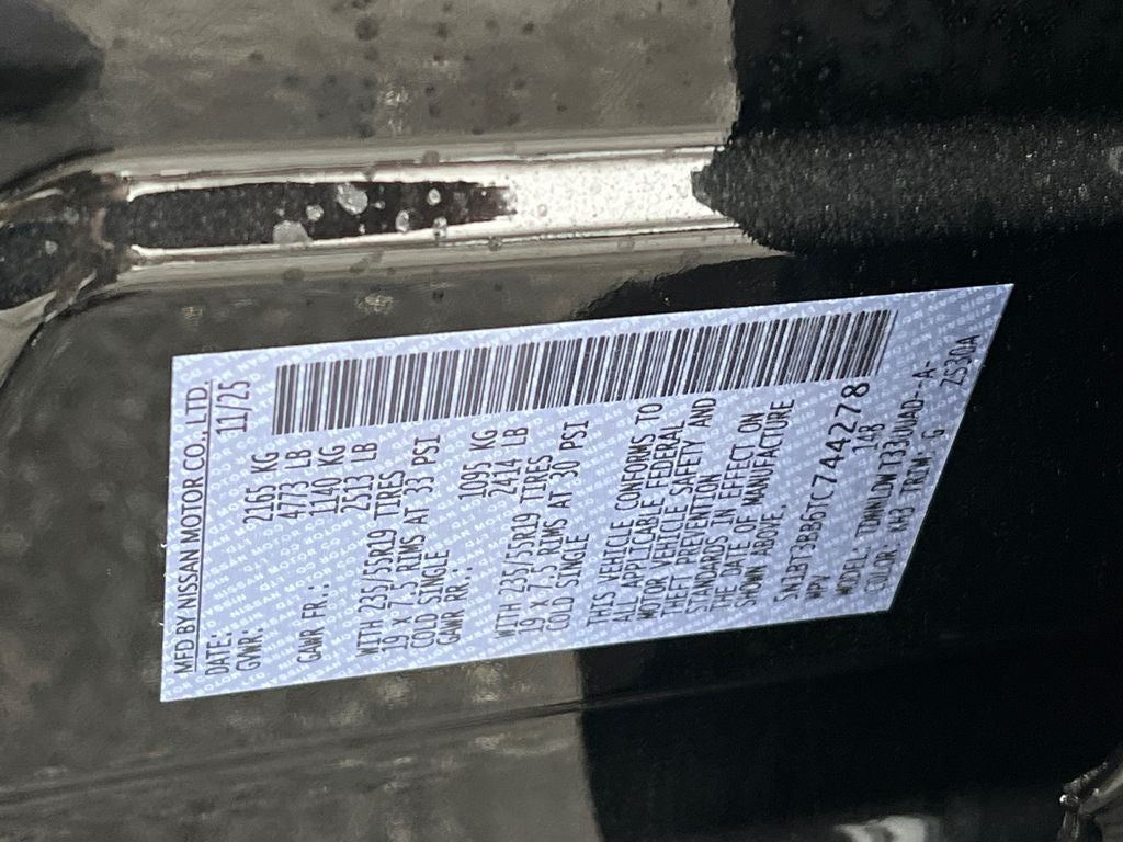 2026 Nissan Rogue Dark Armor