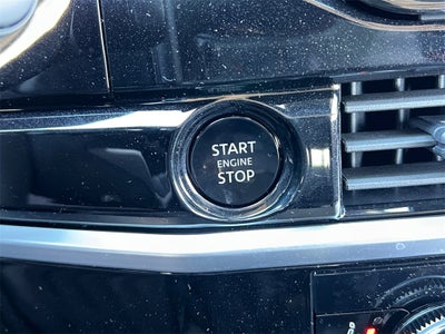 2025 Nissan Pathfinder SV / Premium Package