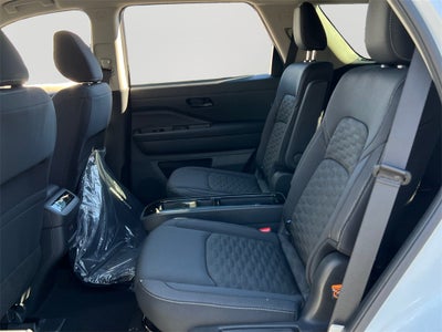 2025 Nissan Pathfinder SV / Premium Package