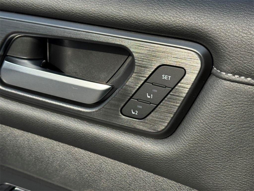 2025 Nissan Armada SL