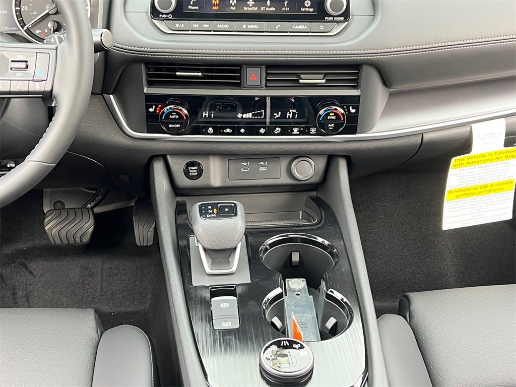 2026 Nissan Rogue SV / Premium Package / Cold Weather Package