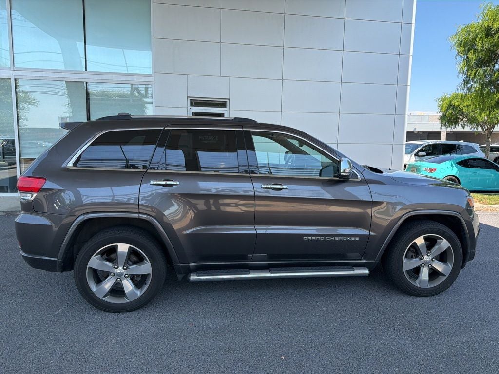 2014 Jeep Grand Cherokee Overland Loaded with V8