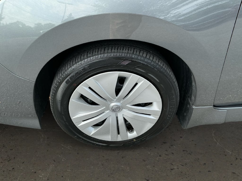 2025 Nissan Leaf S