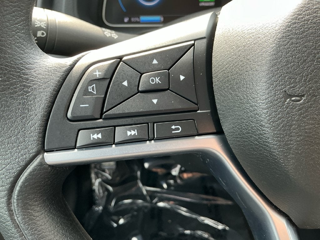 2025 Nissan Leaf S