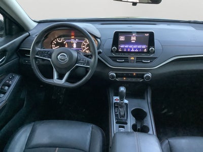 2022 Nissan Altima 2.5 SR Low Miles