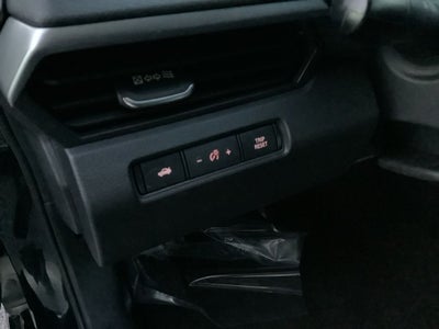 2022 Nissan Altima 2.5 SR Low Miles