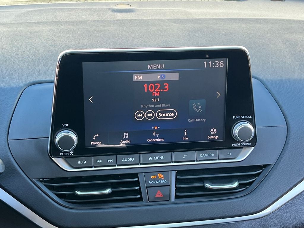 2022 Nissan Altima 2.5 SV