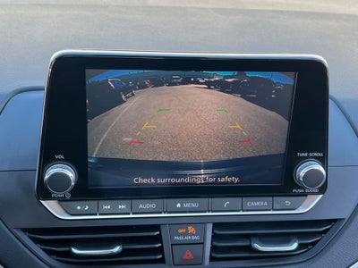 2022 Nissan Altima 2.5 SV