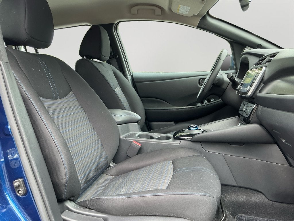 2023 Nissan Leaf SV Plus