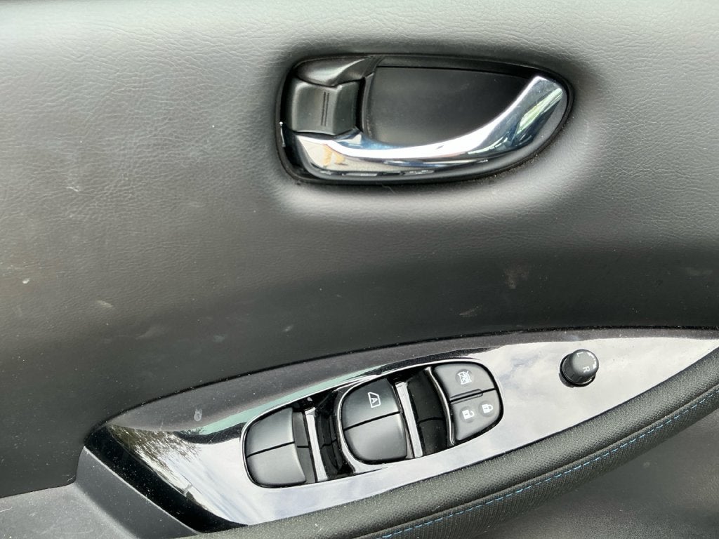 2023 Nissan Leaf SV Plus