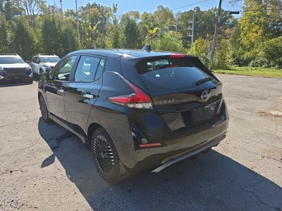 2024 Nissan Leaf SV Plus