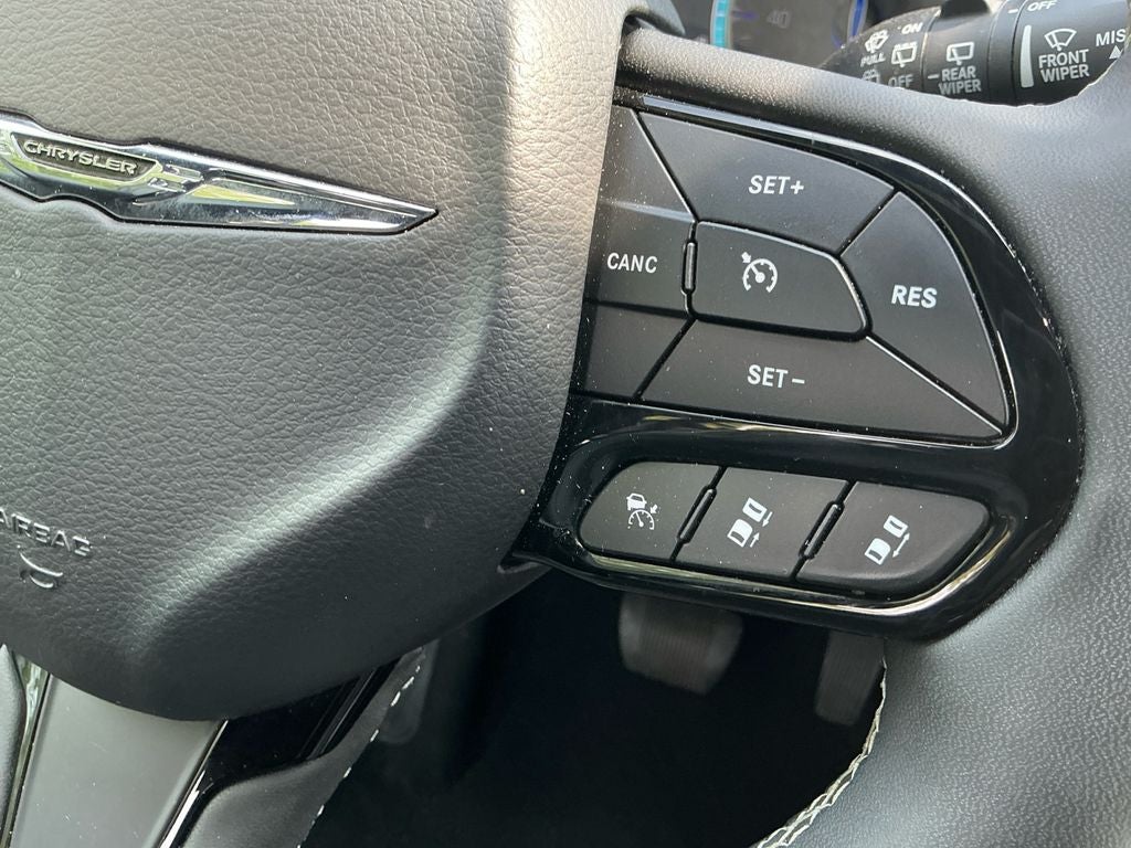 2025 Chrysler Pacifica Limited