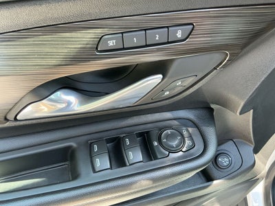 2023 GMC Terrain SLT Skyscape Sunroof