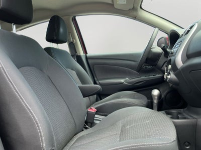 2014 Nissan Versa 1.6 SV