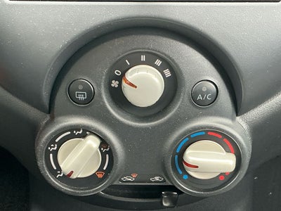 2014 Nissan Versa 1.6 SV