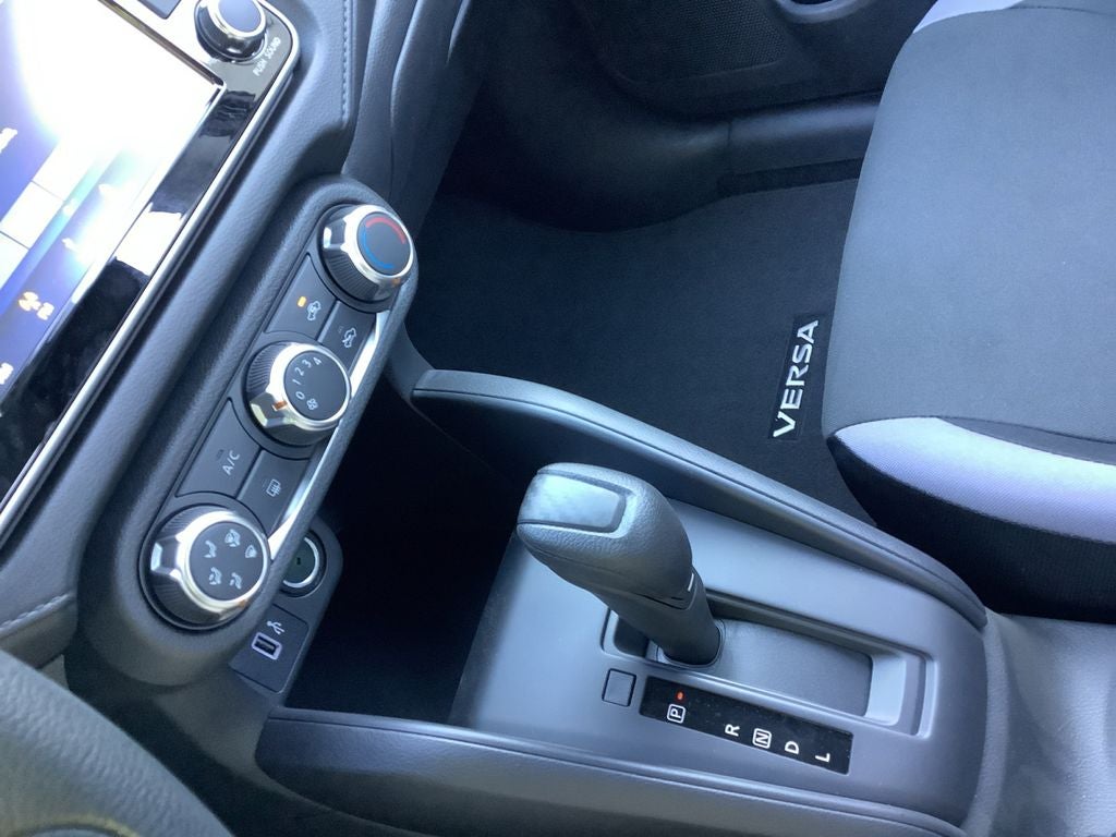 2025 Nissan Versa 1.6 S