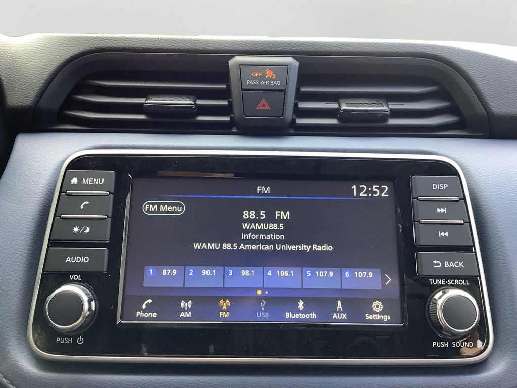 2025 Nissan Versa 1.6 SV