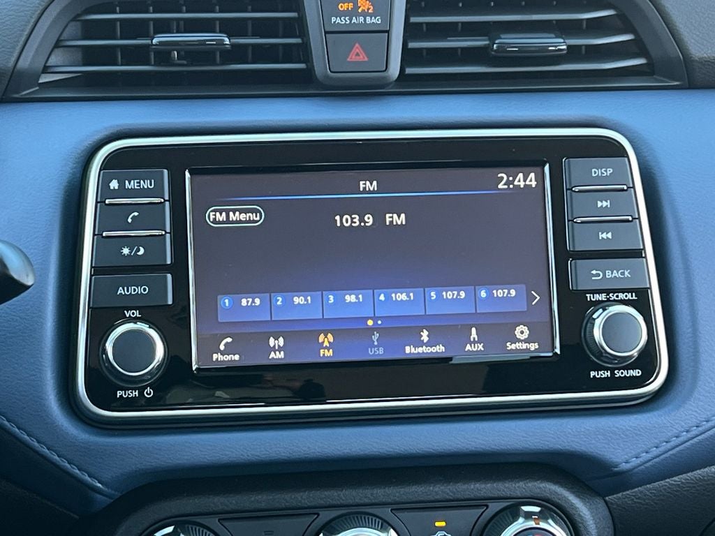 2025 Nissan Versa 1.6 SV Executive Release