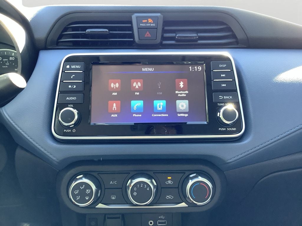 2025 Nissan Versa 1.6 SV