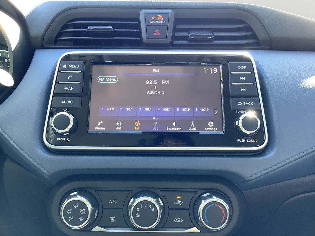 2025 Nissan Versa 1.6 SV