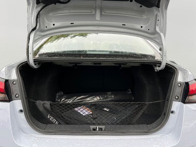 2025 Nissan Versa 1.6 SV EXTRA LOW MILEAGE