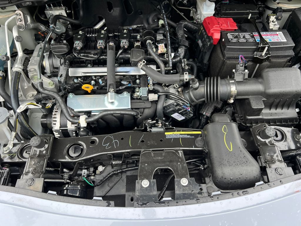 2025 Nissan Versa 1.6 SV EXTRA LOW MILEAGE