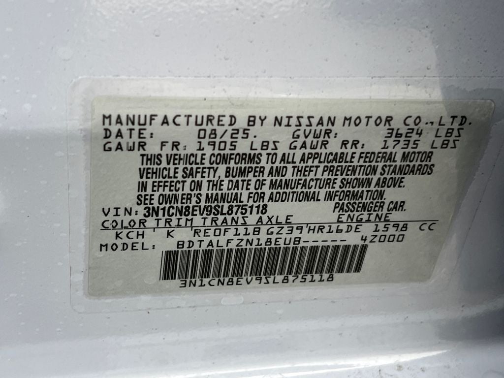 2025 Nissan Versa 1.6 SV EXTRA LOW MILEAGE