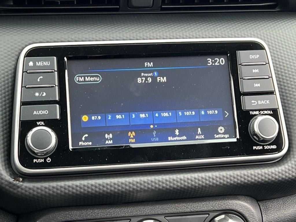 2025 Nissan Kicks Play S