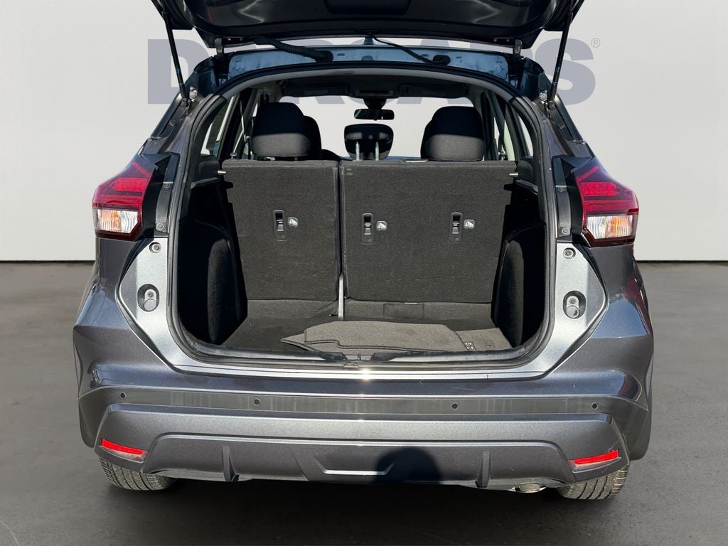 2022 Nissan Kicks S