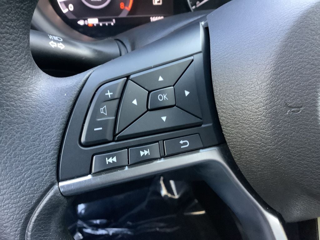 2023 Nissan Kicks SV Low Mileage