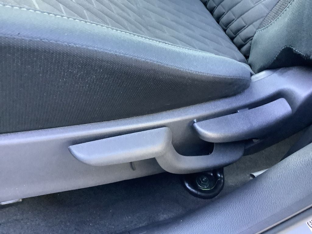 2023 Nissan Kicks SV Low Mileage