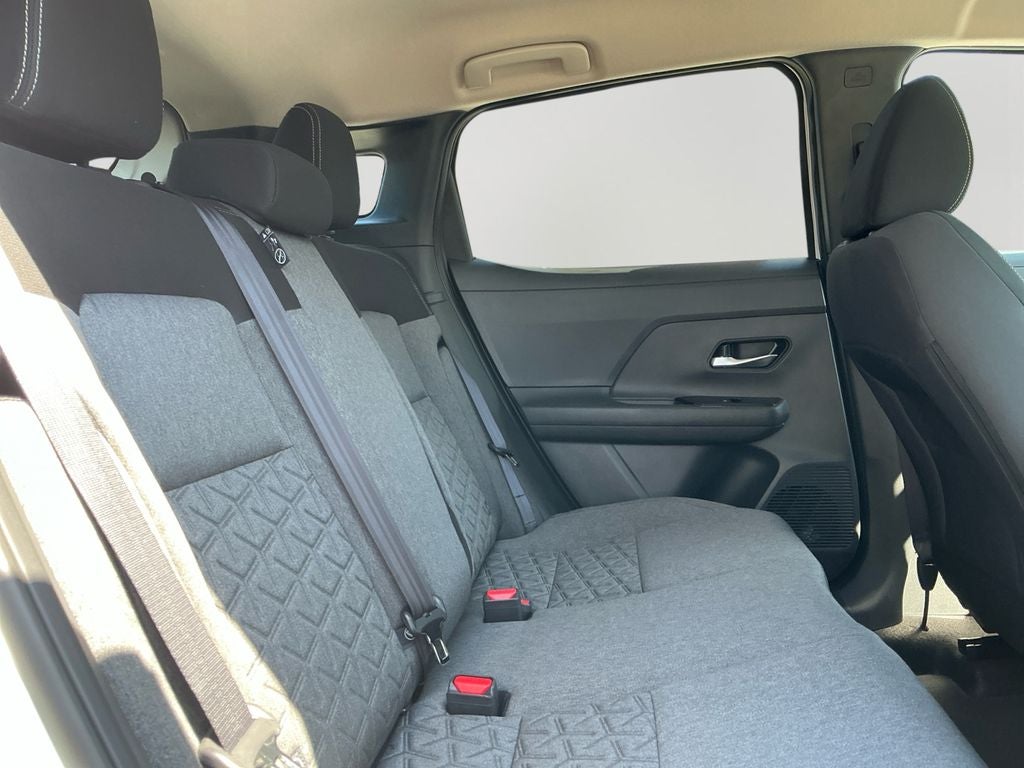 2027 Nissan Kicks SV