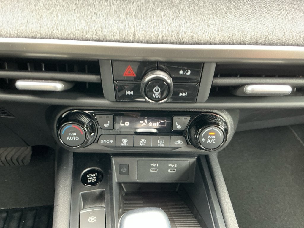 2027 Nissan Kicks SV