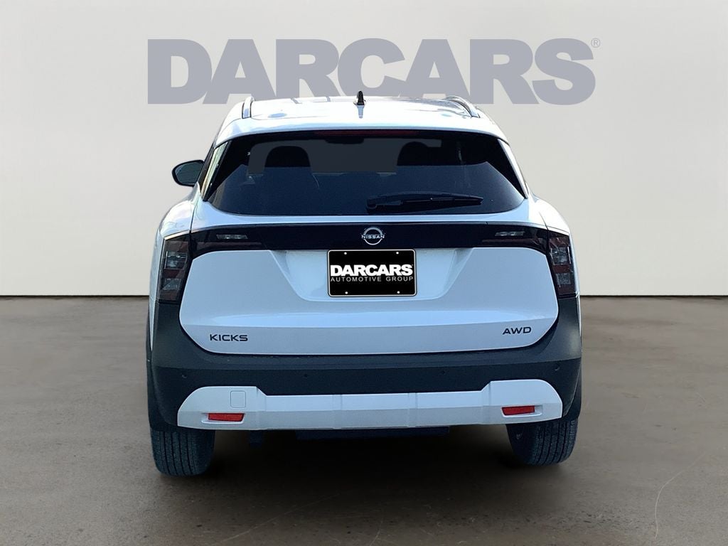 2026 Nissan Kicks SV