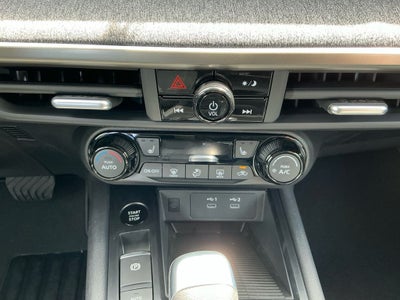 2027 Nissan Kicks SV