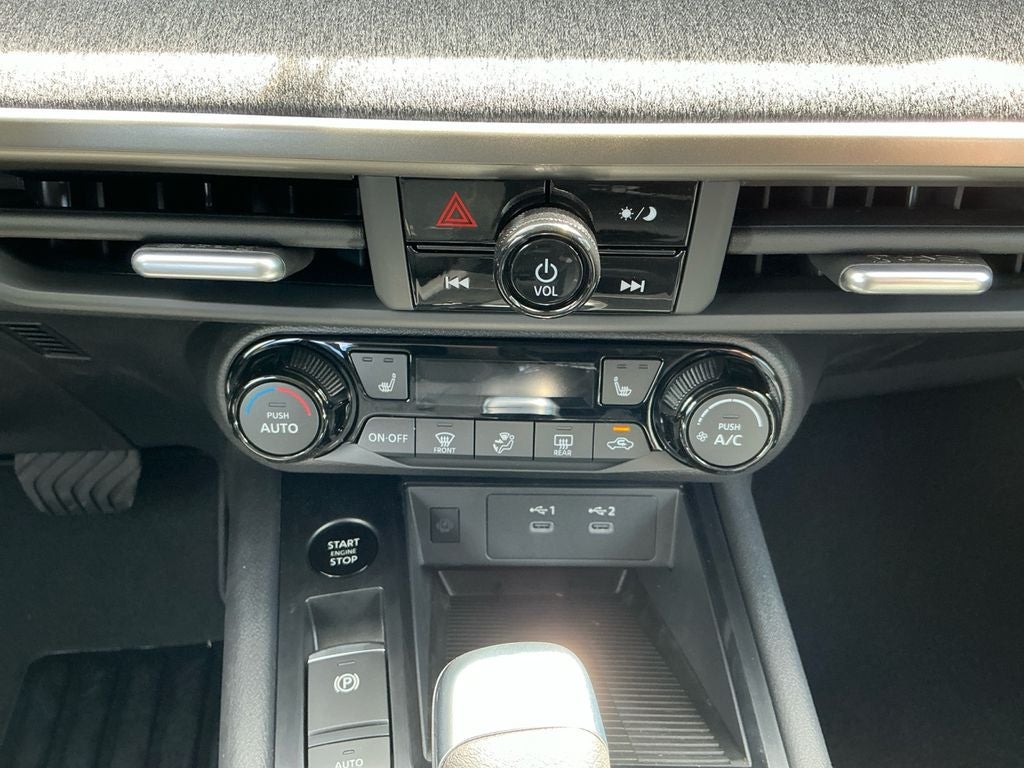 2027 Nissan Kicks SV