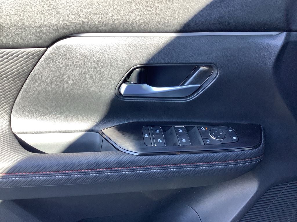 2026 Nissan Kicks SR Executive Release