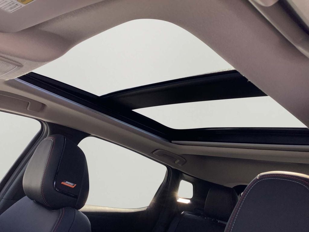 2026 Nissan Kicks SR Executive Release