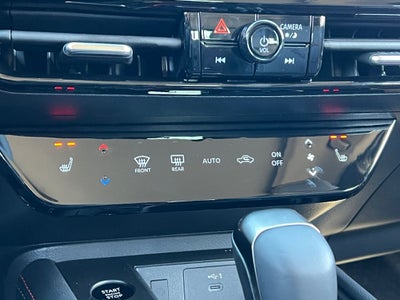 2026 Nissan Kicks SR Executive Release