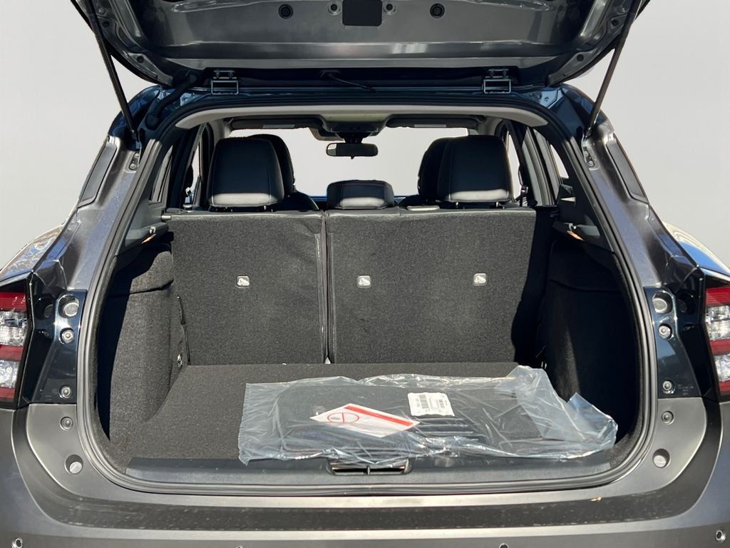 2026 Nissan Kicks SR Executive Release