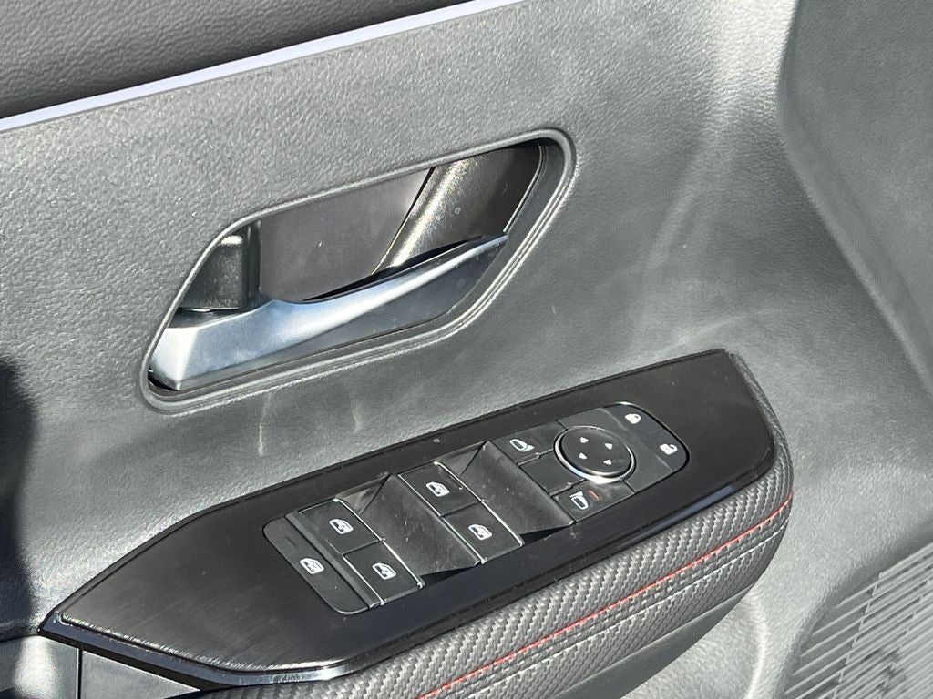 2026 Nissan Kicks SR Executive Release