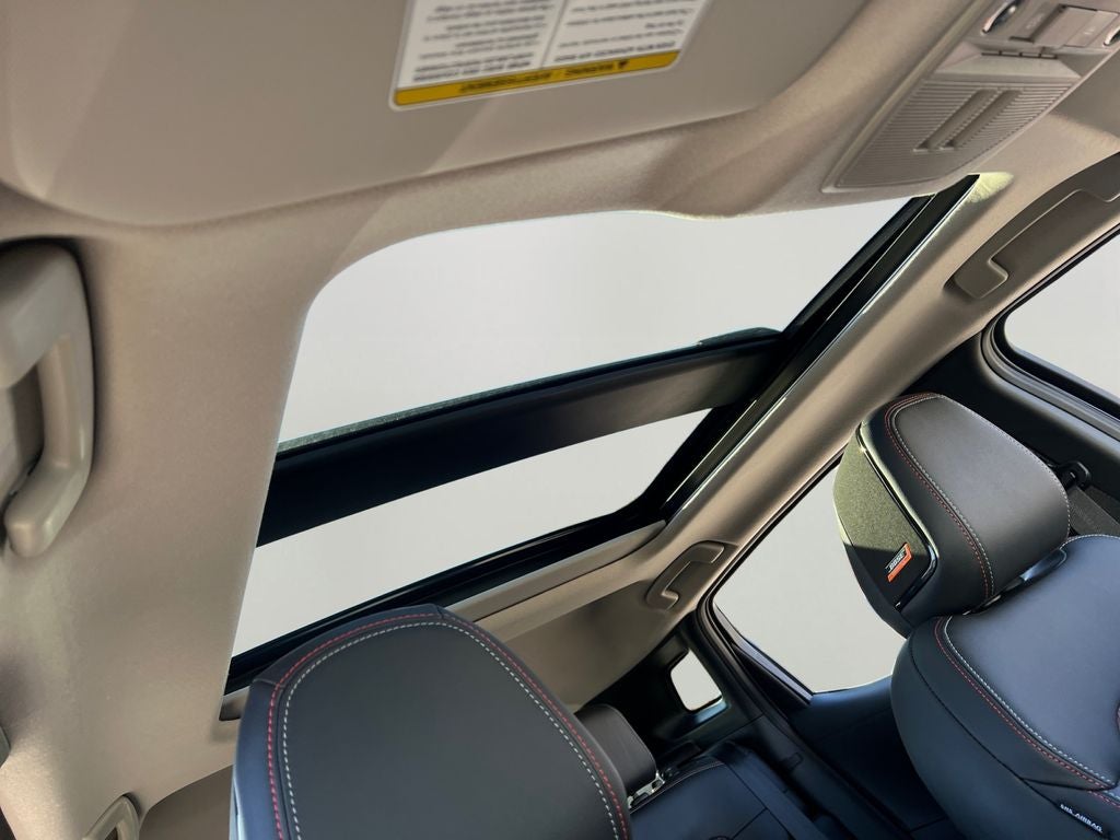 2026 Nissan Kicks SR Executive Release