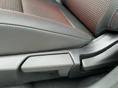 2027 Nissan Kicks SR